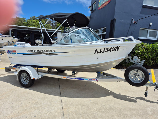 Quintrex 430 Fishabout