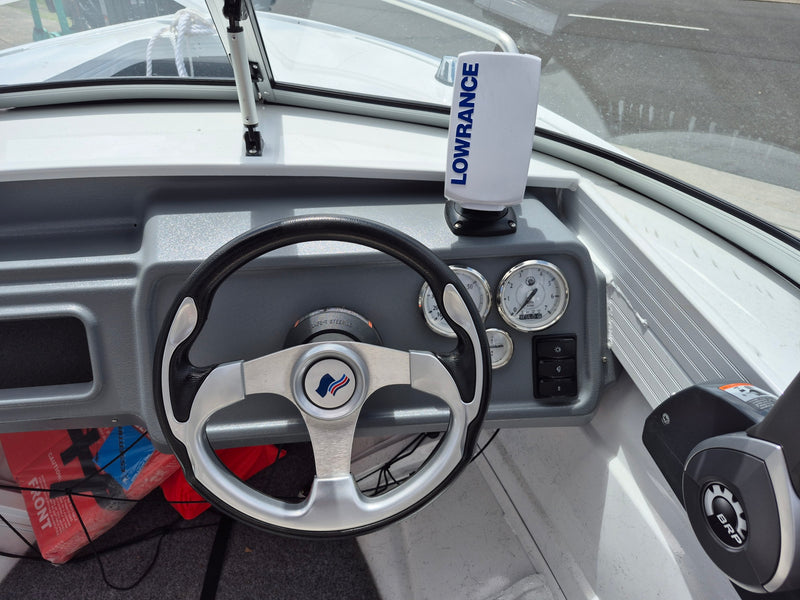 Quintrex 430 Fishabout