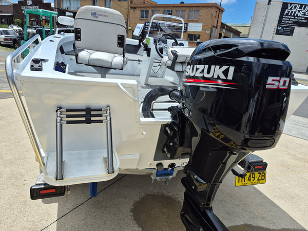 Quintrex 420 Renegade SC