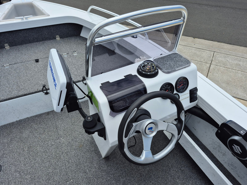 Quintrex 420 Renegade SC