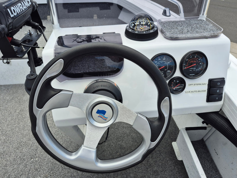 Quintrex 420 Renegade SC