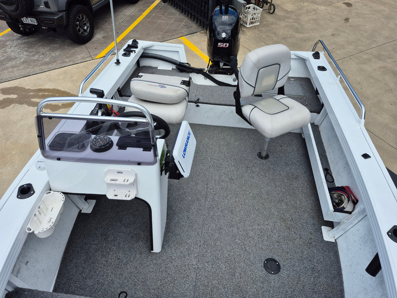 Quintrex 420 Renegade SC