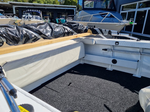 Quintrex 430 Fishabout