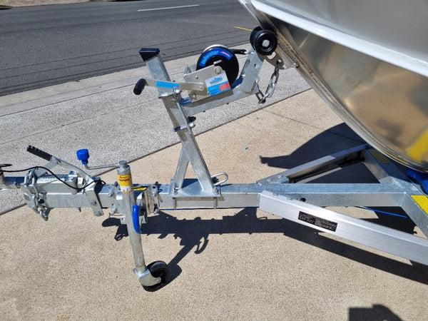 Quintrex 430 Fishabout