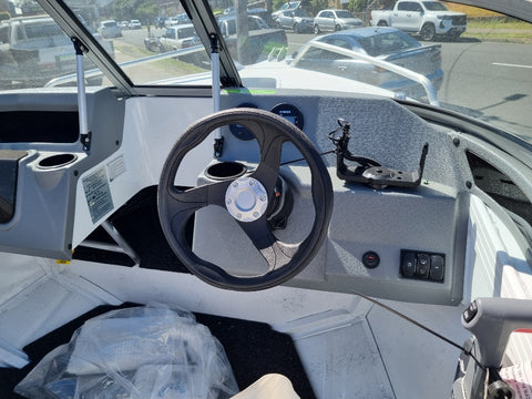 Quintrex 430 Fishabout