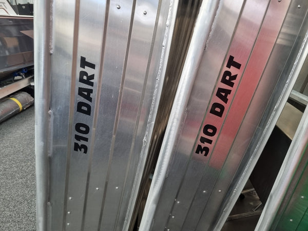 Quintrex 310 Dart