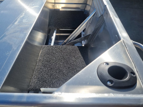 Quintrex 370 Dart with 20HP Yamaha