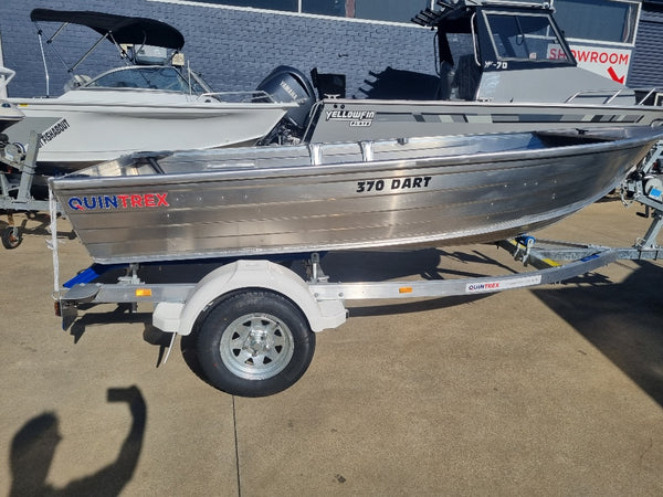 Quintrex 370 Dart with 20HP Yamaha