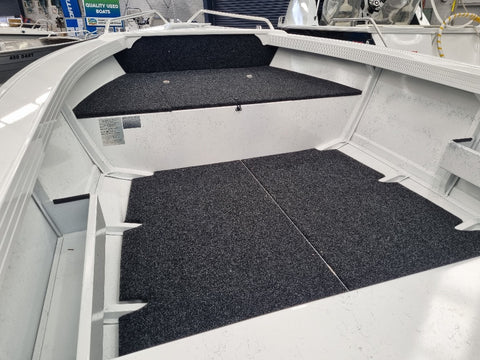 Quintrex 420 Busta with 40HP Yamaha