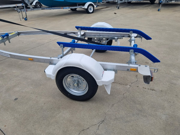 Alloy Quintrex trailer to suit 3.1m to 4m boat