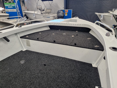 Quintrex 420 Renegade TS with 40hp Yamaha