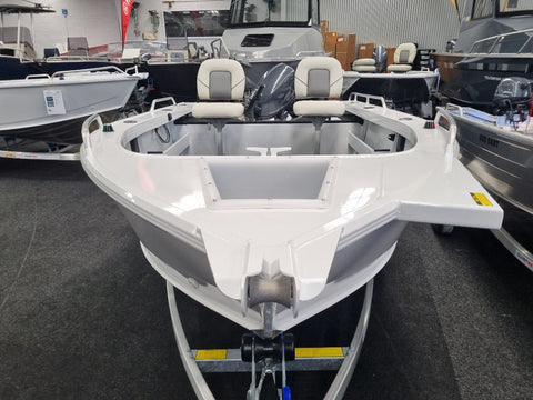 Quintrex 420 Renegade TS with 40hp Yamaha