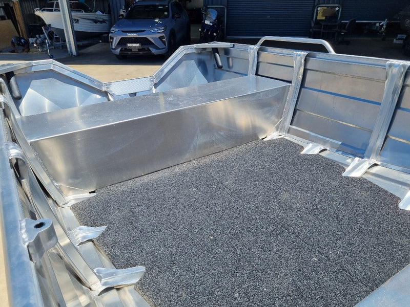 Quintrex 390 Outback Explorer with 25hp Yamaha