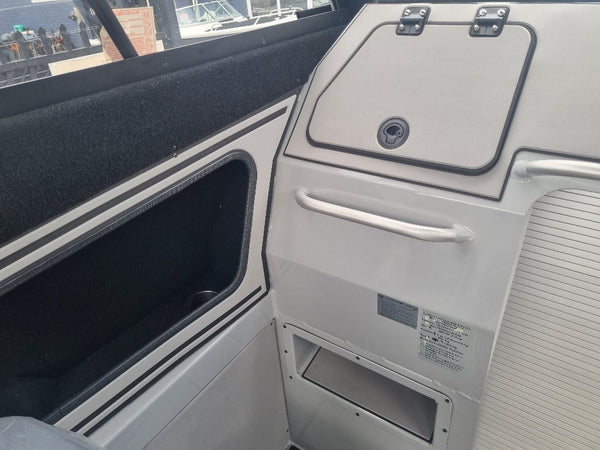 Yellowfin YF-76 Extended Cabin with 300hp Yamaha