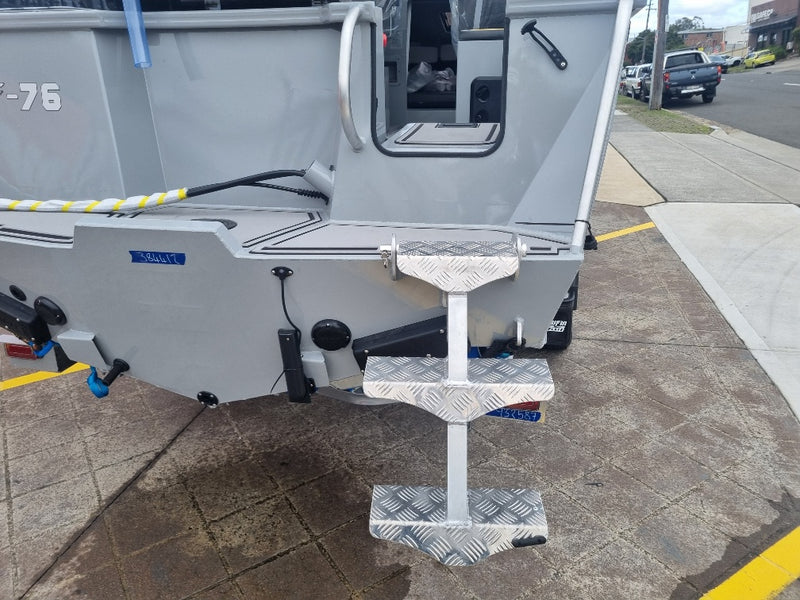 Yellowfin YF-76 Extended Cabin with 300hp Yamaha