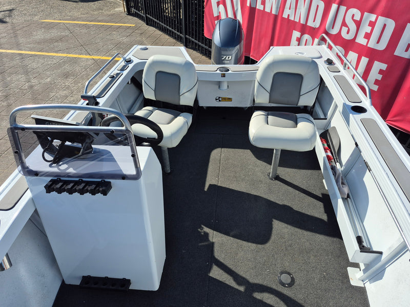 Quintrex 460 Renegade SC