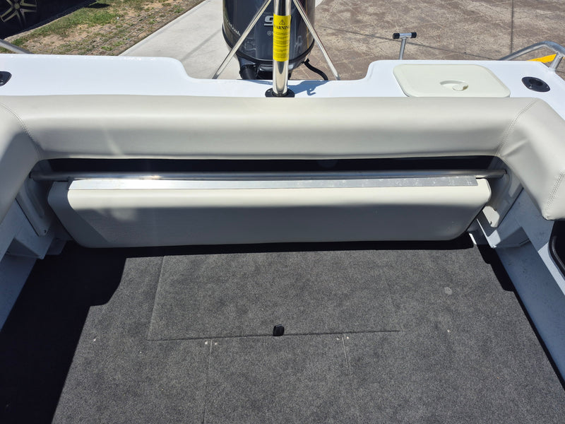 Quintrex 520 Ocean Spirit with 90hp Yamaha