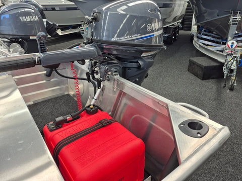 Quintrex 370 Dart with 20hp Yamaha
