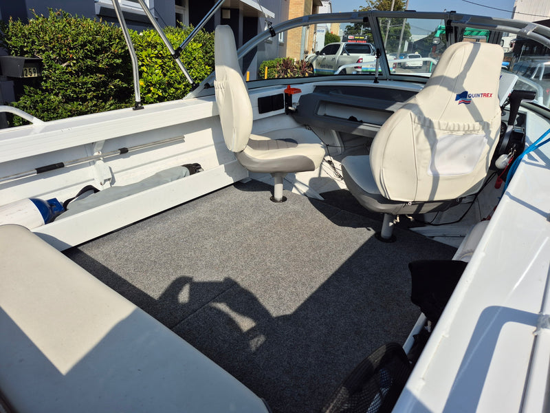 Quintrex 430 Fishabout