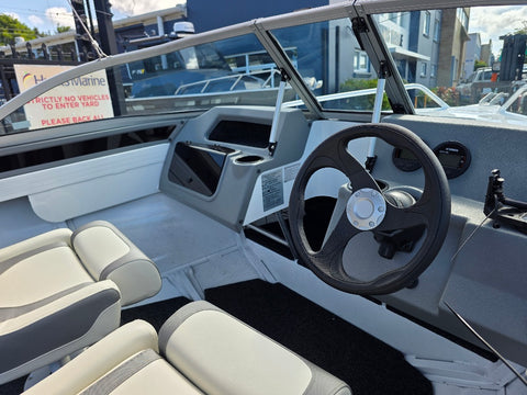 Quintrex 430 Fishabout with 60hp Yamaha