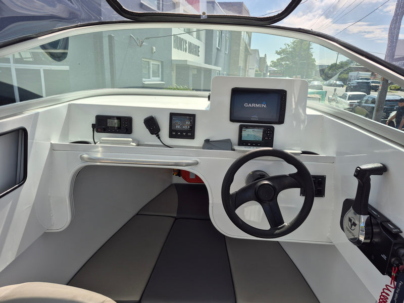 Makocraft 591 Island Cab HT