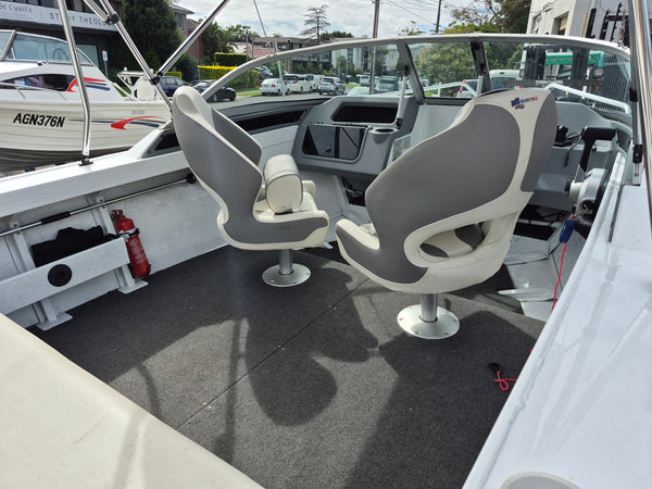 Quintrex 430 Fishabout