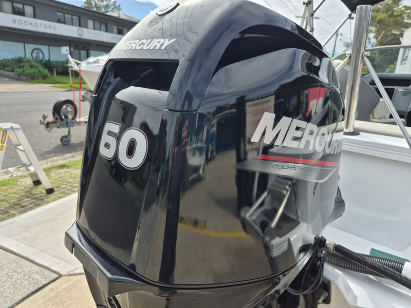 Quintrex 430 Fishabout