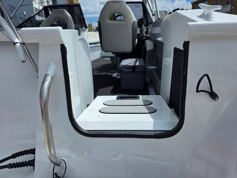 Quintrex 630 Freestyler PRO with 200hp Yamaha
