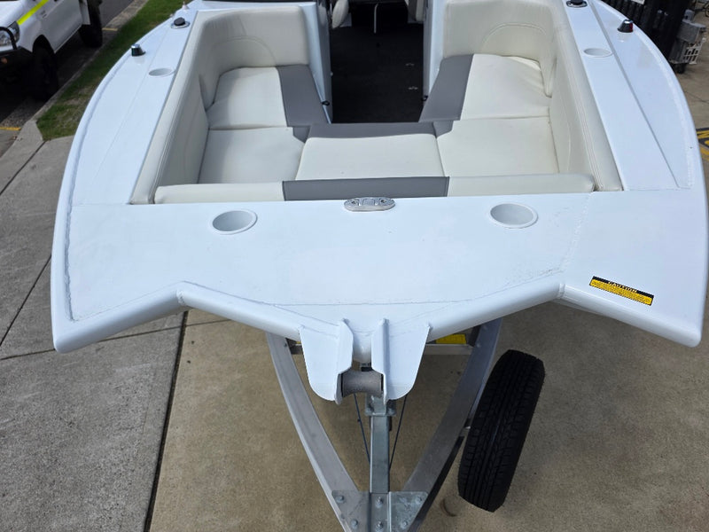 Quintrex 630 Freestyler PRO with 200hp Yamaha