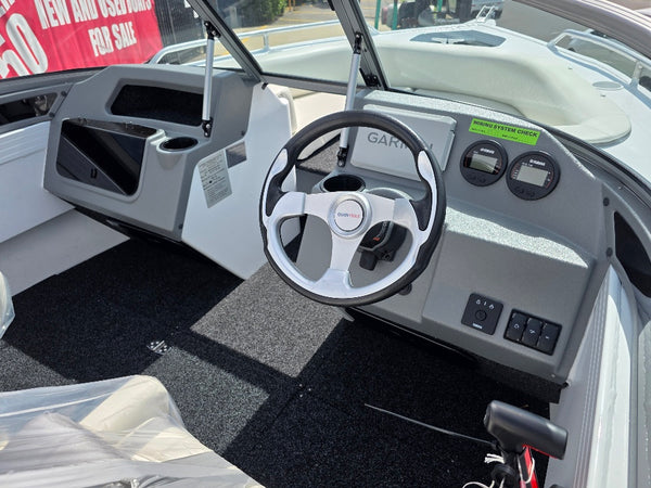 Quintrex 481 Cruiseabout with 70hp Yamaha