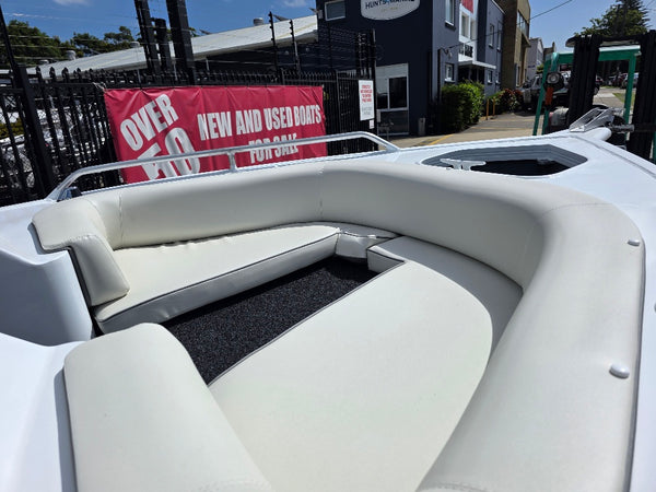 Quintrex 481 Cruiseabout with 70hp Yamaha