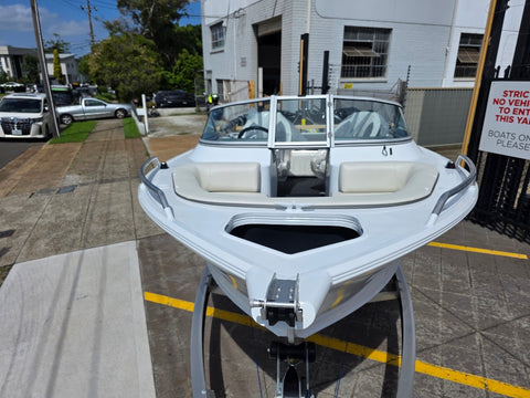 Quintrex 481 Cruiseabout with 70hp Yamaha