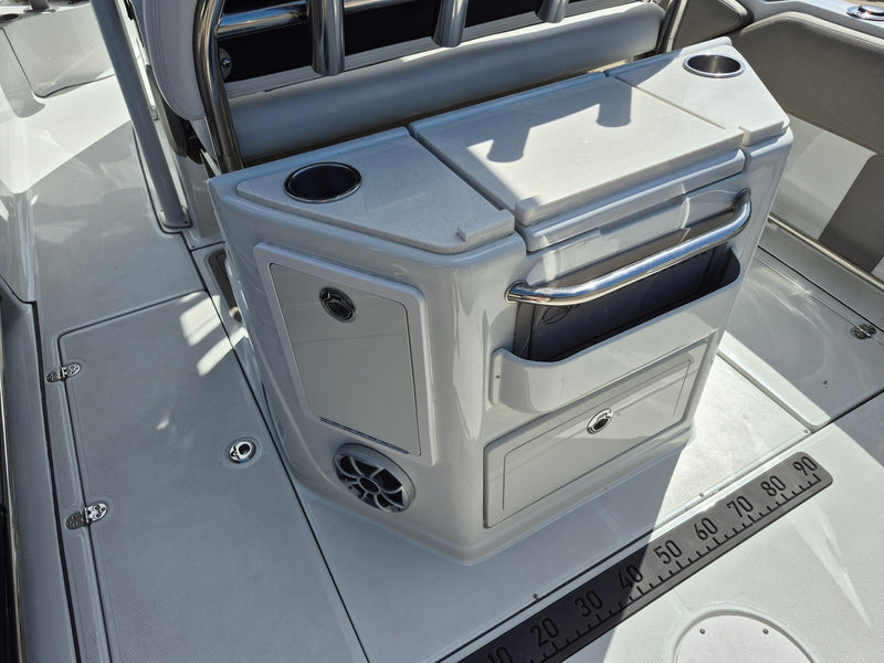 Crownline Finseeker 220 CC
