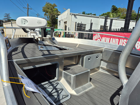 Kingfisher 510 Centre Console with 130hp Yamaha - FANTASTIC 5 PROMO