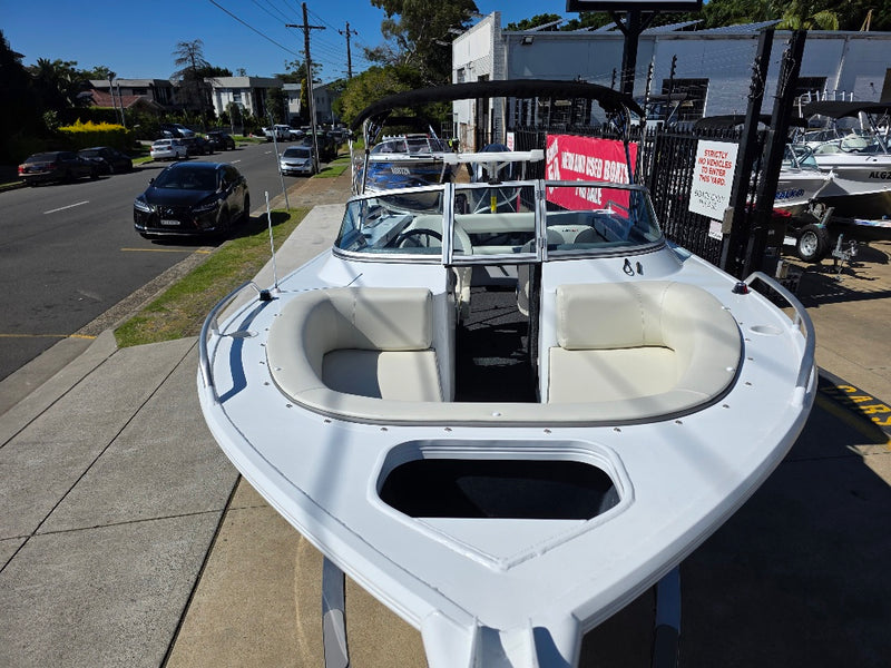 Quintrex 590 Cruiseabout PRO with 150hp Yamaha