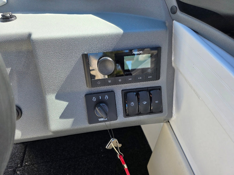 Quintrex 590 Cruiseabout PRO with 150hp Yamaha