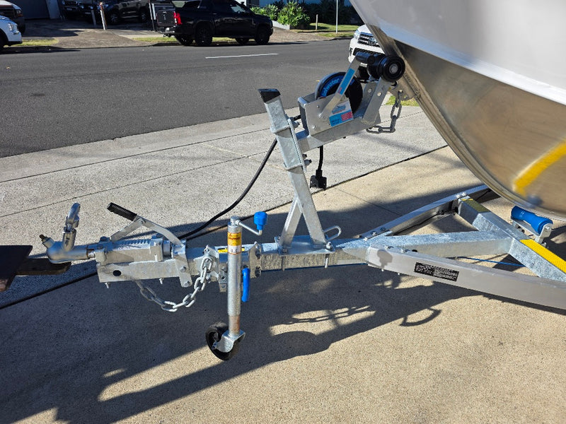 Quintrex 430 Fishabout with 60hp Yamaha