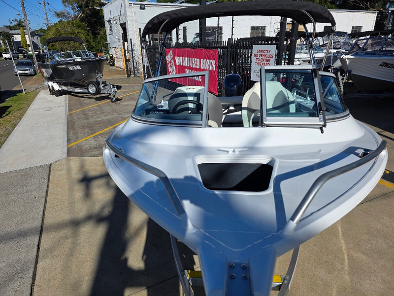 Quintrex 430 Fishabout with 60hp Yamaha