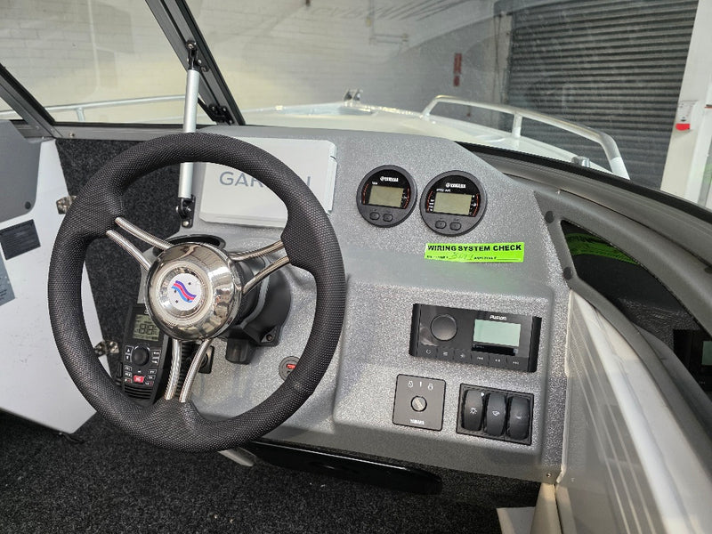 Quintrex 520 Cruiseabout PRO with 115hp Yamaha