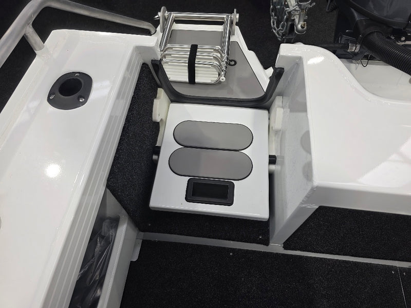 Quintrex 481 Top Ender with 70hp Yamaha