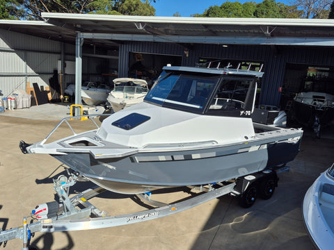 Yellowfin YF-70 Extended Cabin with 250hp Yamaha
