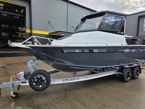Yellowfin YF-70 Extended Cabin with 250hp Yamaha