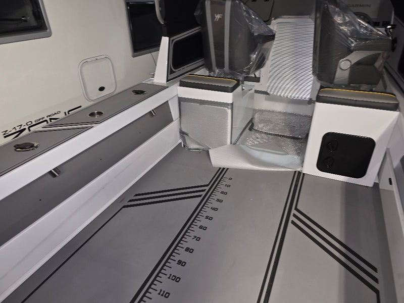 Yellowfin YF-76 Extended Cabin with 300hp Yamaha