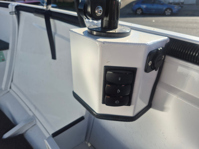 Quintrex 440 Busta