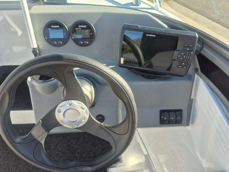 Quintrex 430 Fishabout with 60hp Yamaha