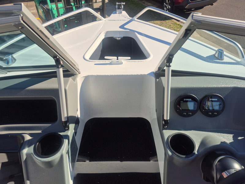 Quintrex 430 Fishabout with 60hp Yamaha