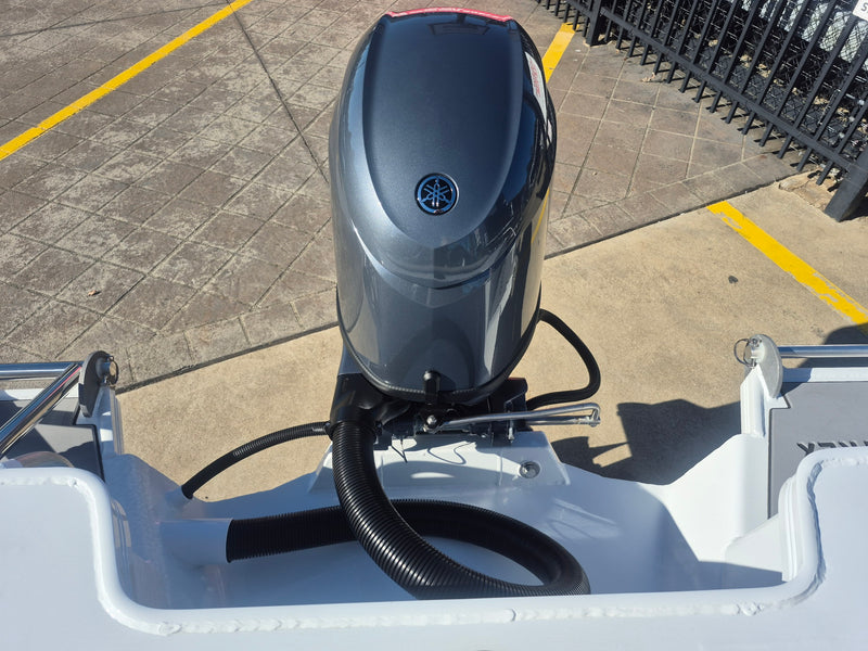 Quintrex 430 Fishabout with 60hp Yamaha