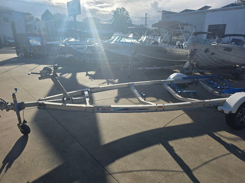 USED 2021 model Alloy Quintrex trailer to suit 4.8m to 5.2m boat