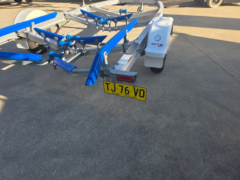USED 2021 model Alloy Quintrex trailer to suit 4.8m to 5.2m boat