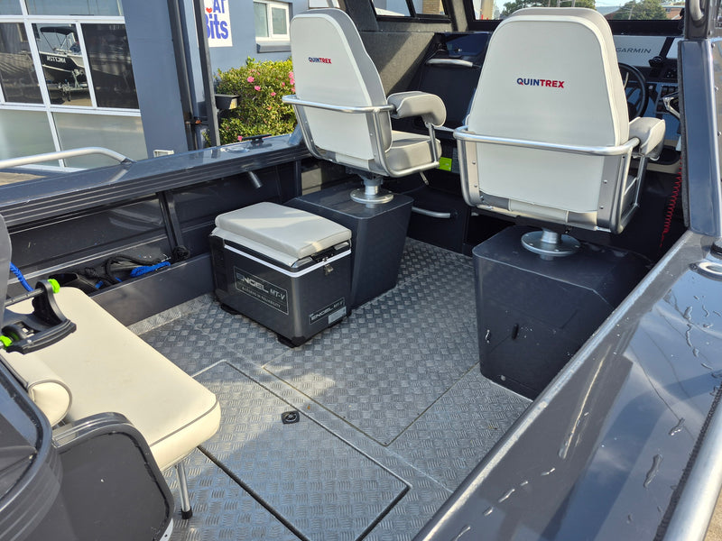 Quintrex 610 Trident Hard Top